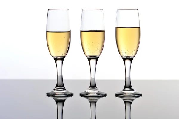 Tre champagne/vin flöjter — Stockfoto