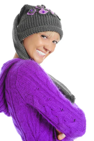 Jonge vrouw in winter stijl — Stockfoto