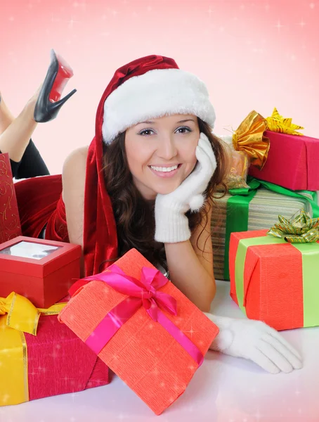 Vánoční usmívající se žena — Stock fotografie