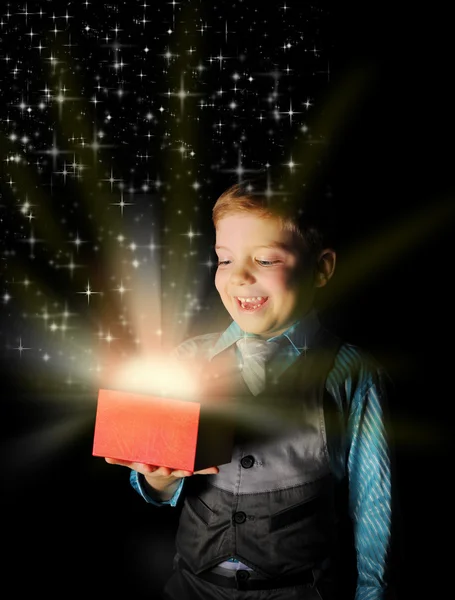 Gift in magic packing — Stockfoto
