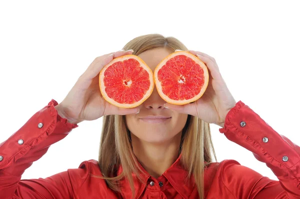 Menina bonita com laranja suculenta — Fotografia de Stock