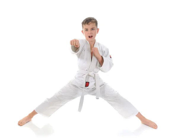 Junge trainiert Karate. — Stockfoto