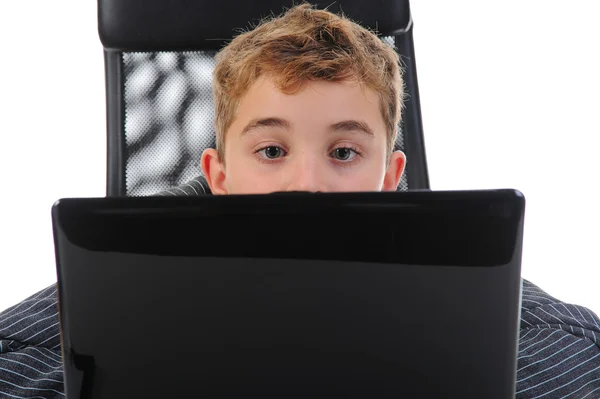 Chlapec u počítače — Stock fotografie