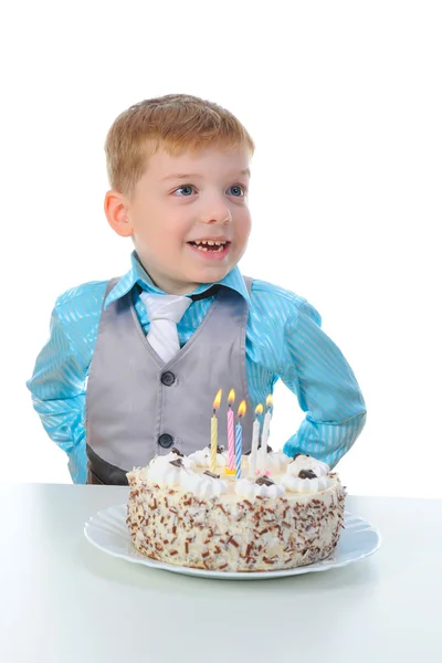 Krásný chlapeček slaví narozeniny — Stock fotografie