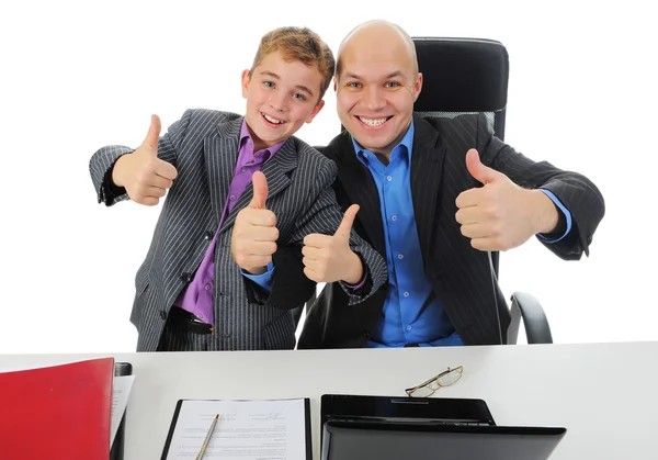 Young businessman using a laptop Royalty Free Stock Images