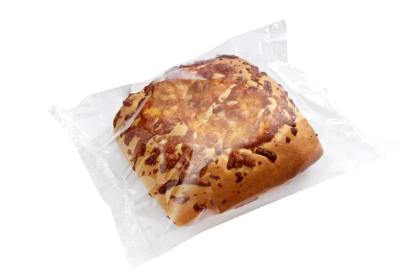 Brot in transparenter Plastikfolie — Stockfoto