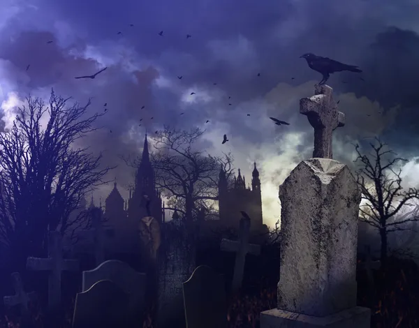 Scène nocturne dans un cimetière effrayant — Photo