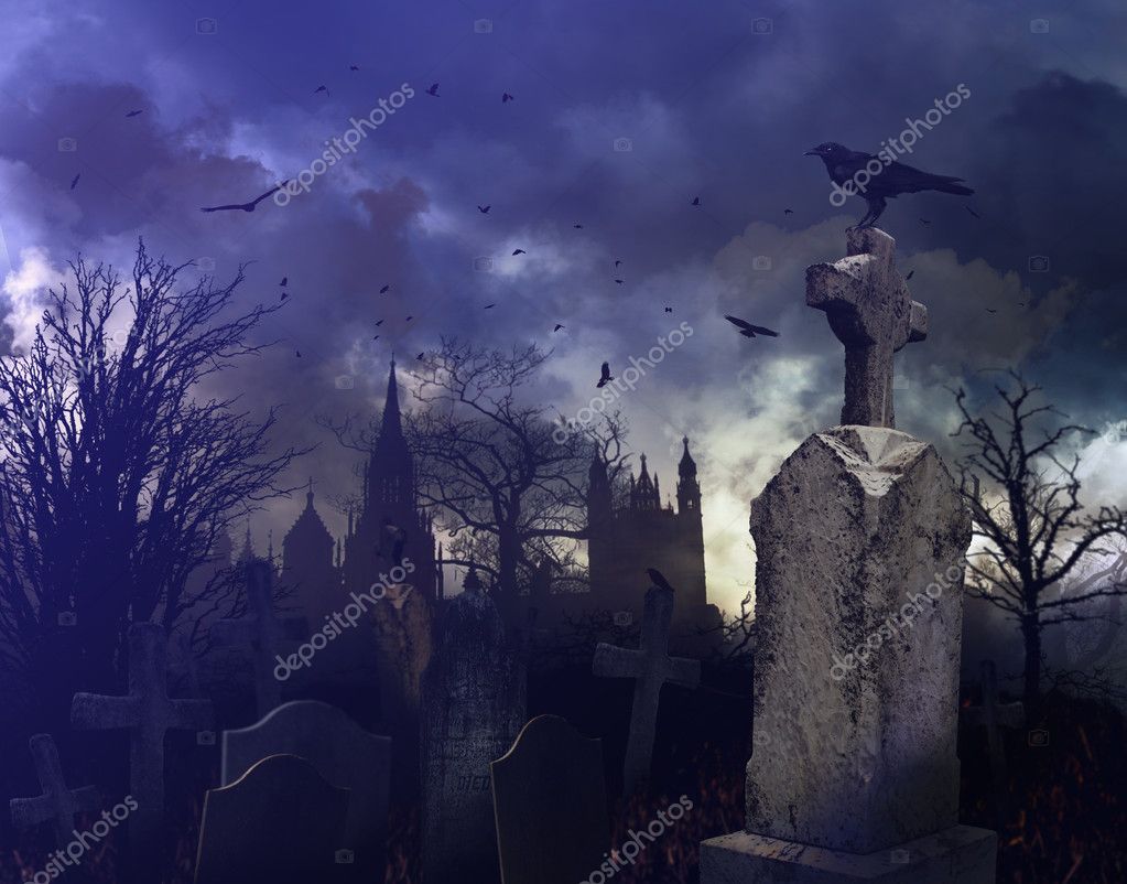 Momo Assustador Cemitério Com Fundo Cena Noturna Cara Assustadora Para  fotos, imagens de © leolintang #671089656