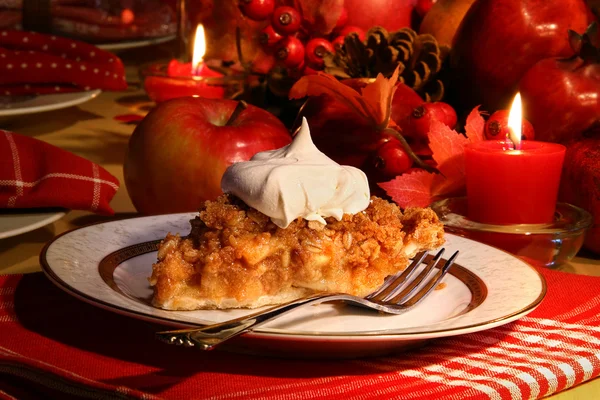 Яблочный пирог на праздники — стоковое фото