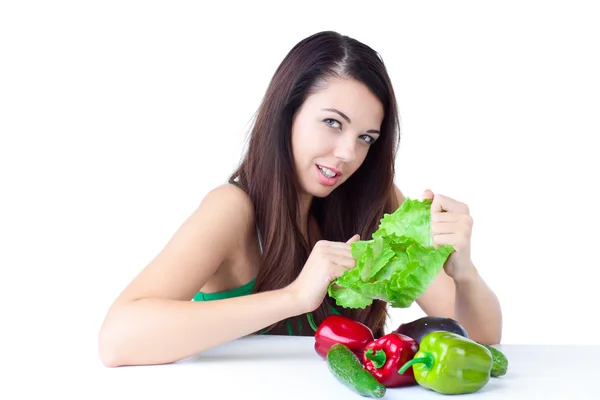野菜を持つ若い女の子 ロイヤリティフリーのストック画像