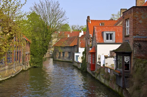 Classic view of channels of Bruges. — Stock Photo, Image