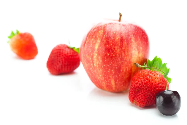 Big juicy red ripe strawberries,cherry and apple isolated on whi — Stock Photo, Image