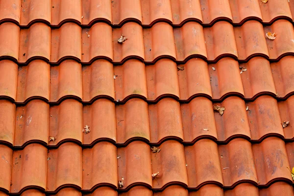 Фон черепичной красной крыши — стоковое фото