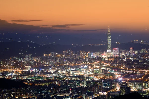 Νύχτα σκηνές της πόλης Ταϊπέι, Ταϊβάν — Φωτογραφία Αρχείου