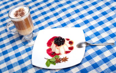 Panna cotta ve kahve