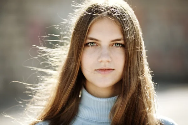 Natural portrait of the girl — Stock Photo, Image