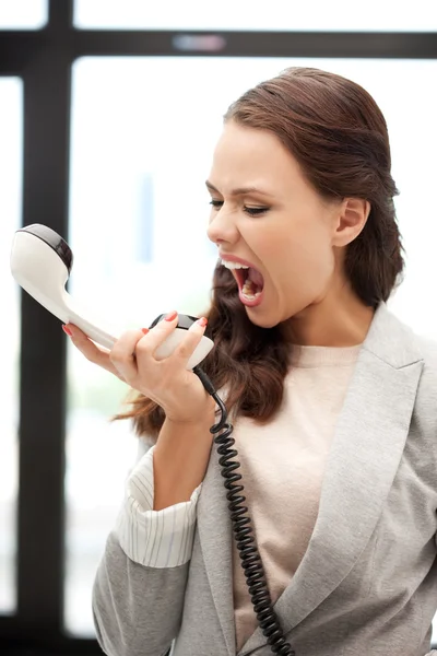 Geschäftsfrau mit Telefon — Stockfoto