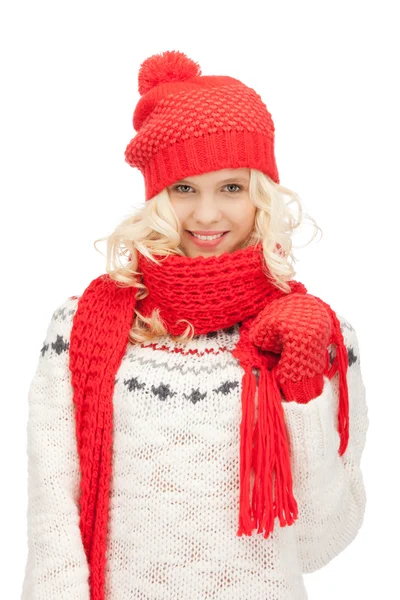 Beautiful woman in hat, muffler and mittens — Stock Photo, Image