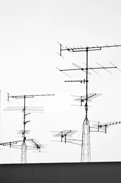 桅杆接收电视信号 — 图库照片