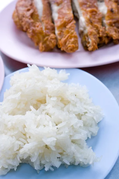 Nativní styl thajská lepkavá rýže — Stock fotografie