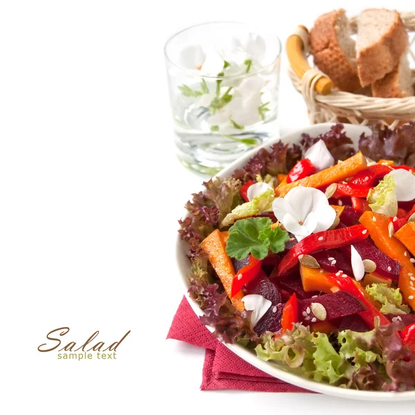 Édes paprika, a sütőtök és a cékla saláta — Stock Fotó