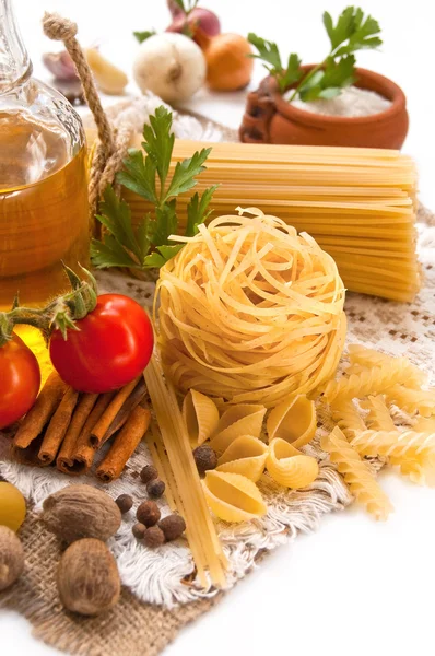 Pasta, vegetables and spices — Stock Photo, Image