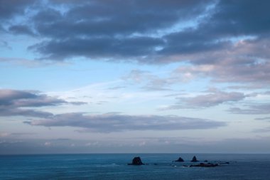 cape foulwind yakınındaki küçük adalar