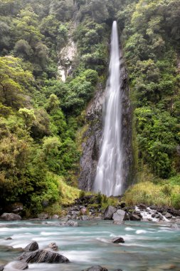 Thunder Creek Falls clipart