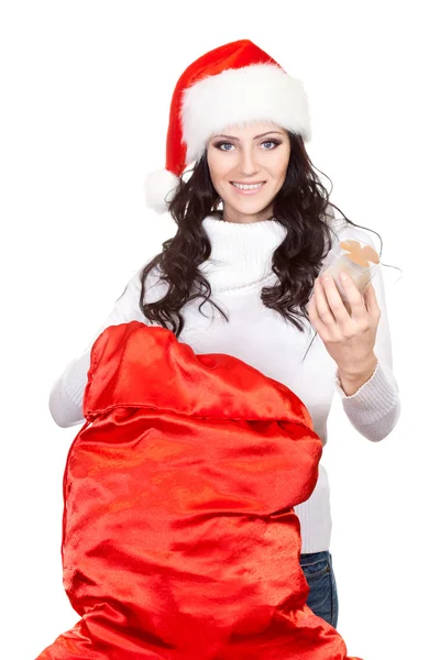 Mulher recebendo o presente de grande saco vermelho — Fotografia de Stock