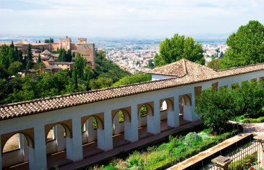 Alhambra palace ve granada kenti