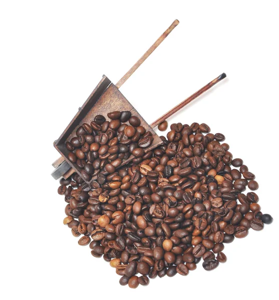 いっぱいコーヒー豆と手押し車のミニチュア モデル — ストック写真