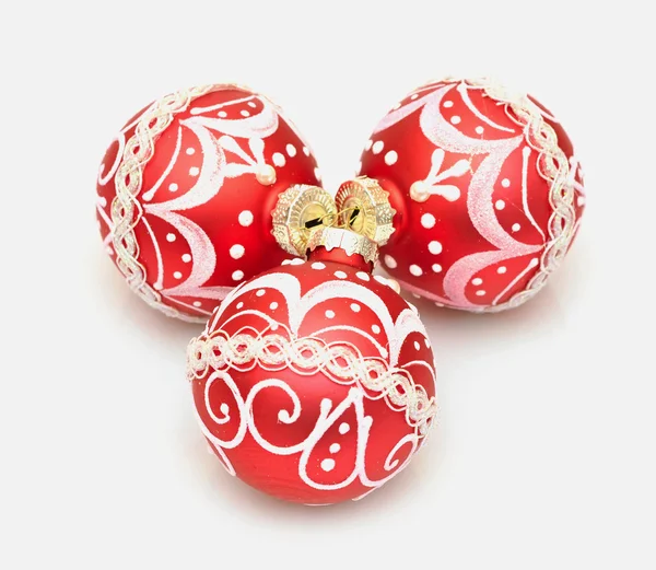 Hermosa bola de decoración de Navidad roja —  Fotos de Stock