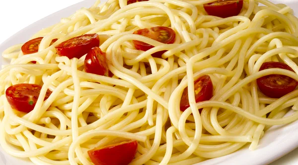 Spaghetti und Tomaten — Stockfoto