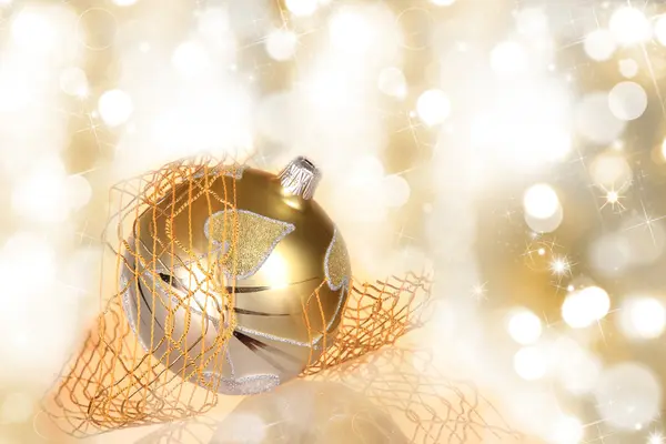 クリスマスの背景ぼかし黄金色のライト — ストック写真