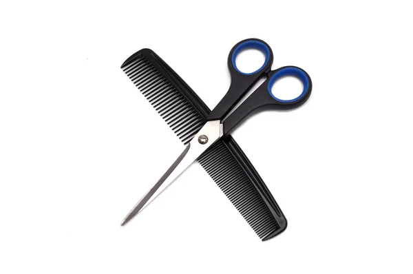 梳子和剪刀 — 图库照片
