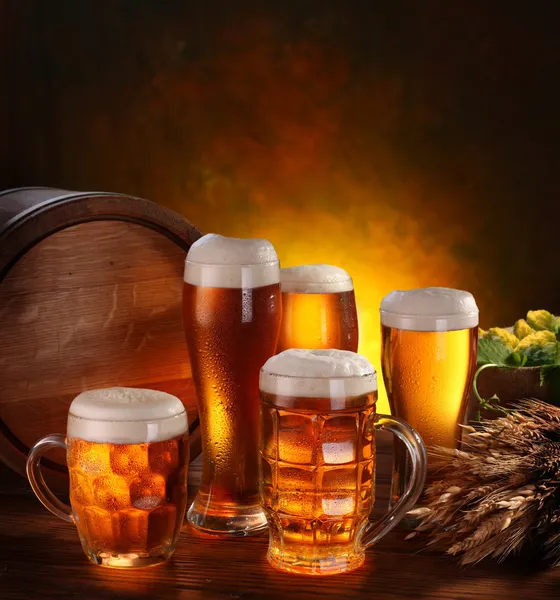 Bodegón con un barril de cerveza — Foto de Stock