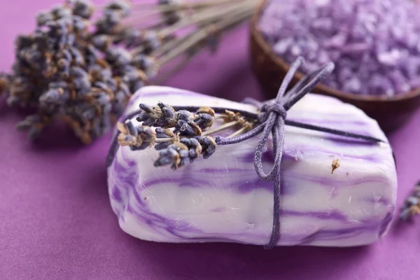 Lavender soap. — Stock Photo, Image