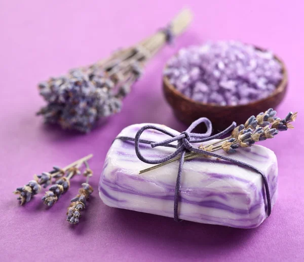 Lavender soap. — Stock Photo, Image