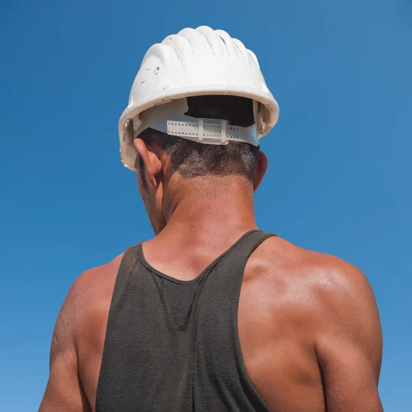 Rücken des Bauarbeiters — Stockfoto