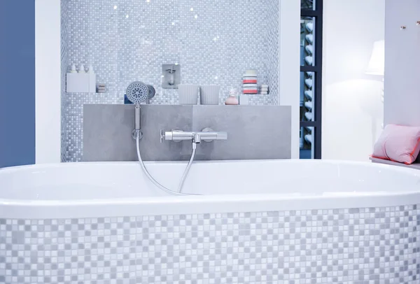 Modern bath room — Stock Photo, Image