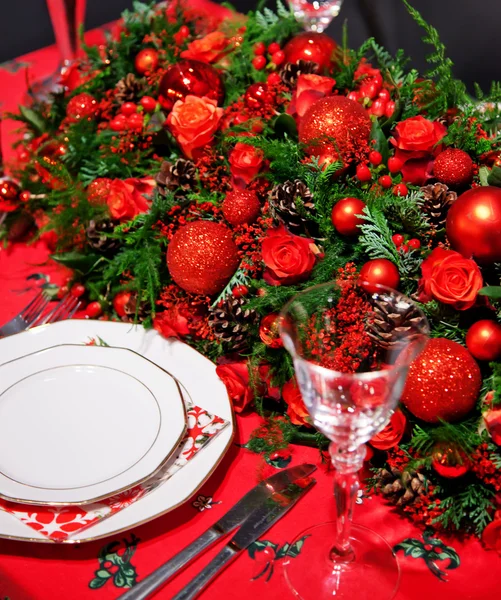 Decoración de Navidad en la mesa —  Fotos de Stock