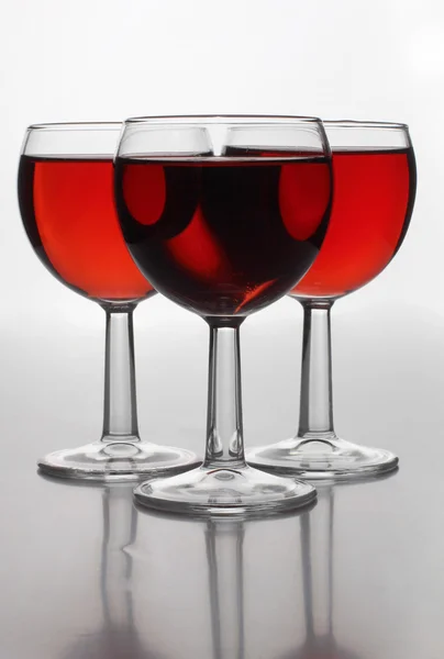 Wein aus Gläsern — Stockfoto