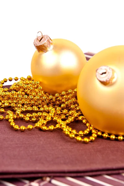 Bolas de oro de Navidad —  Fotos de Stock