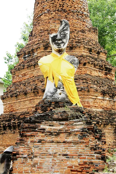 Stupa e Buda — Fotografia de Stock