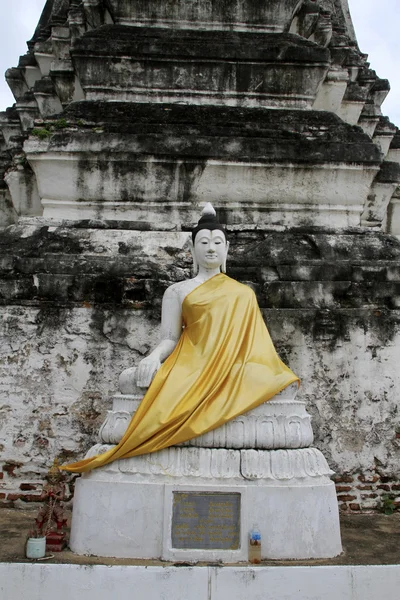 Buddha and stupa — Stock Photo, Image