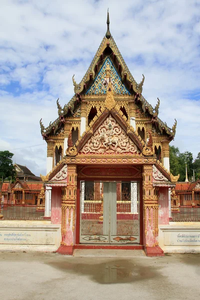 Facade of temple — Stock Photo, Image