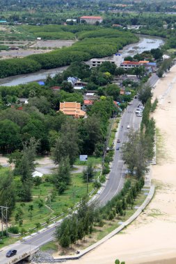 Köprü, yol ve Köyü