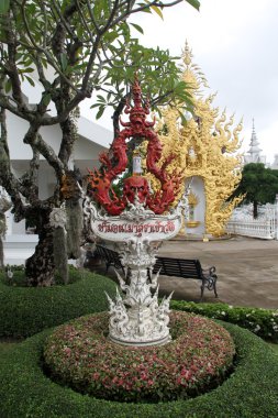 wat rong khun in de buurt van chiang rai