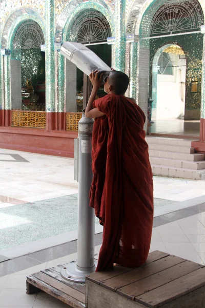 Monk tourist — Stock Photo, Image