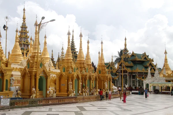 Пагода Shwe Дагон — стокове фото